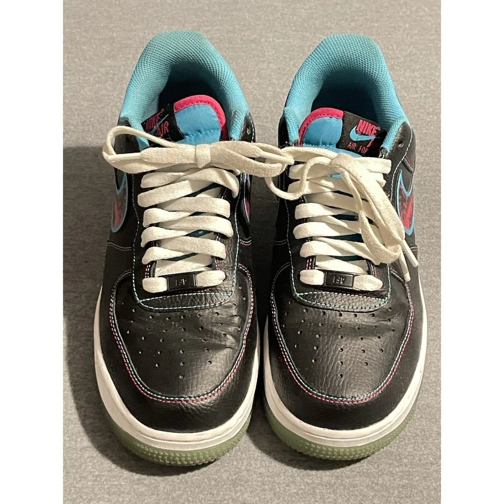 Nike size stand